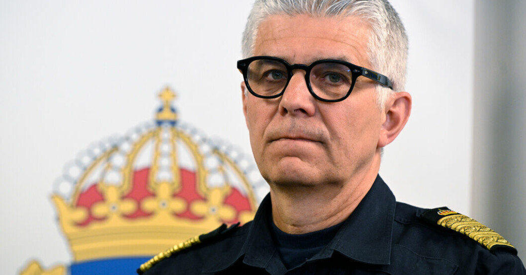 "Sådant här ska inte kunna hända", säger rikspolischefen Anders Thornberg om lördagens skjutning i Farsta Centrum. Thornberg: Stoppat grova våldsbrott i helgen
