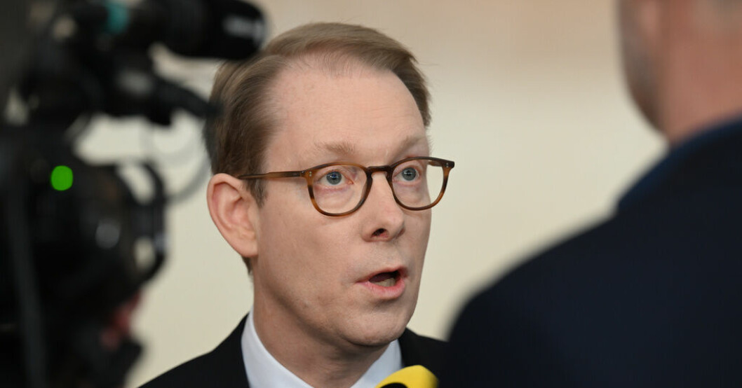 Irans ambassadör kallad till UD efter dödsdom