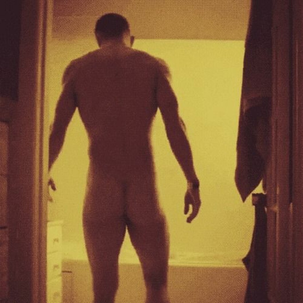 Via: <a href="http://giphy.com/gifs/channing-tatum-magic-mike-11a5tfAvCv39gA" target="_blank">giphy.com</a> Via: giphy.com