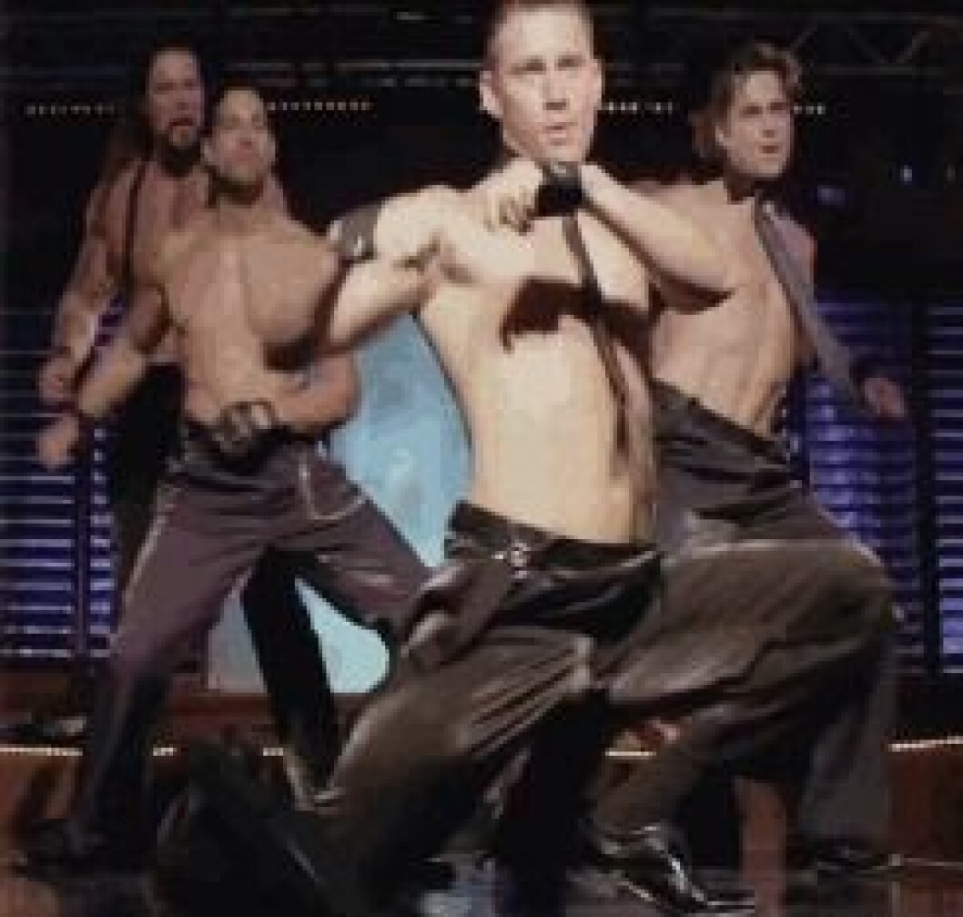 Via: <a href="http://giphy.com/gifs/magic-mike-NZ91AhP04aUZG" target="_blank">giphy.com</a> Via: giphy.com