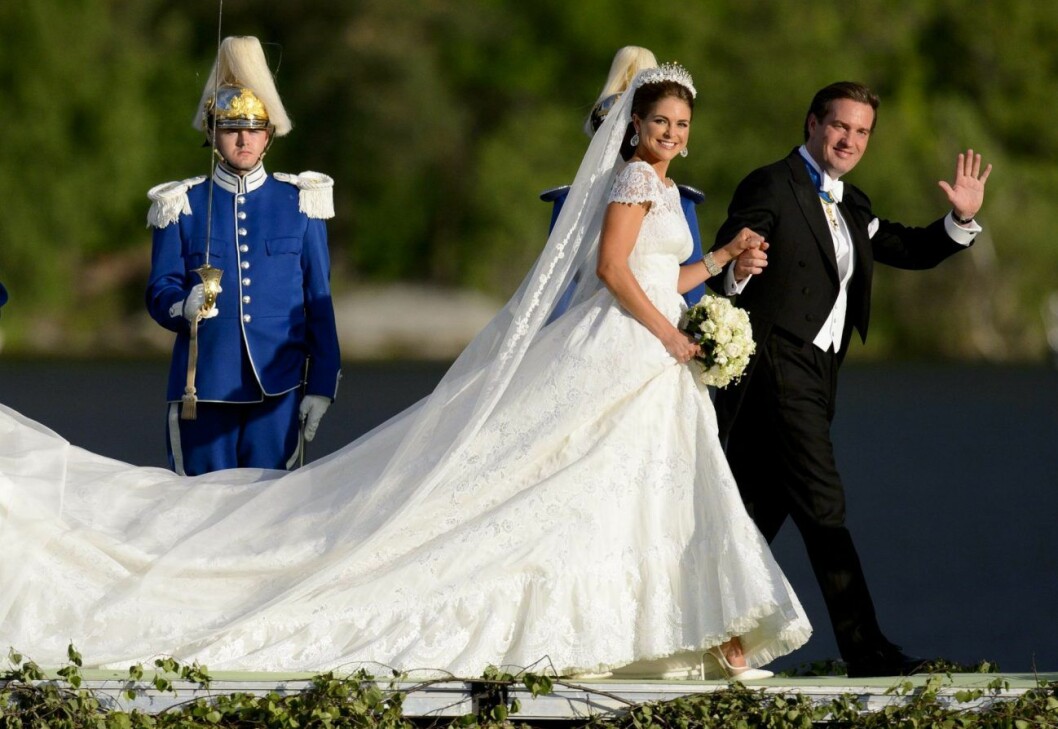 Prinsessan Madeleine och Chris O’Neill. <em><strong>FOTO: IBL</strong></em> Prinsessan Madeleine och Chris O'Neill håller varandra i handen