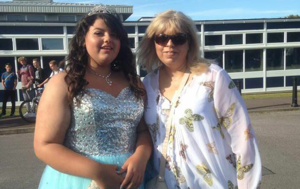 <strong>Susan Neill och dottern Chloe sommaren 2015. Två år senare blev mamma Susan svårt sjuk i sepsis.</strong> Susan Neill och dottern Chloe sommaren 2015. Två år senare blev mamma Susan svårt sjuk i sepsis.