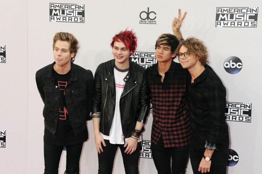 42nd Annual American Music Awards, Los Angeles