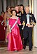 Kung Carl Gustaf och drottning Silvia ler