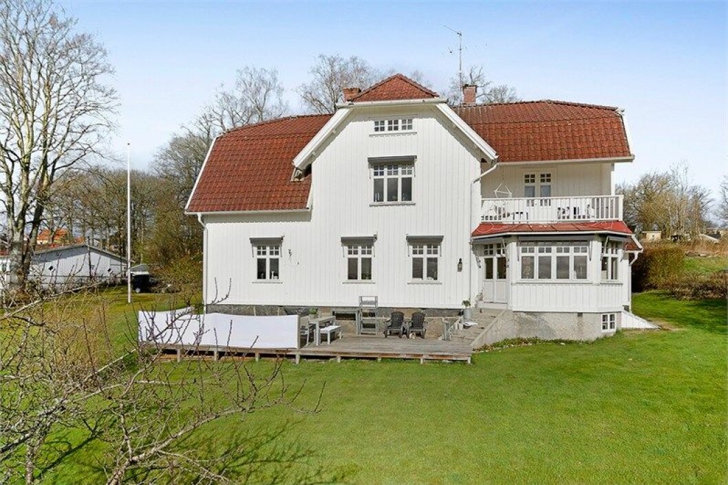 Via: <a href="http://objekt.fastighetsbyran.se/Objekt/?objektID=1146100" target="_blank">Fastighetsbyrån</a> 12108342