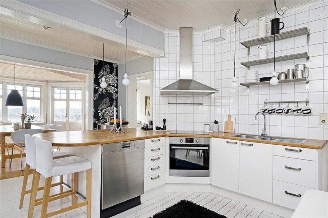 Via: <a href="http://objekt.fastighetsbyran.se/Objekt/?objektID=1146100" target="_blank">Fastighetsbyrån</a> 12114013