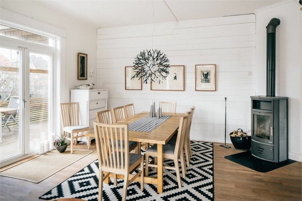 Via: <a href="http://objekt.fastighetsbyran.se/Objekt/?objektID=1326746" target="_blank">Fastighetsbyrån</a> 12187209