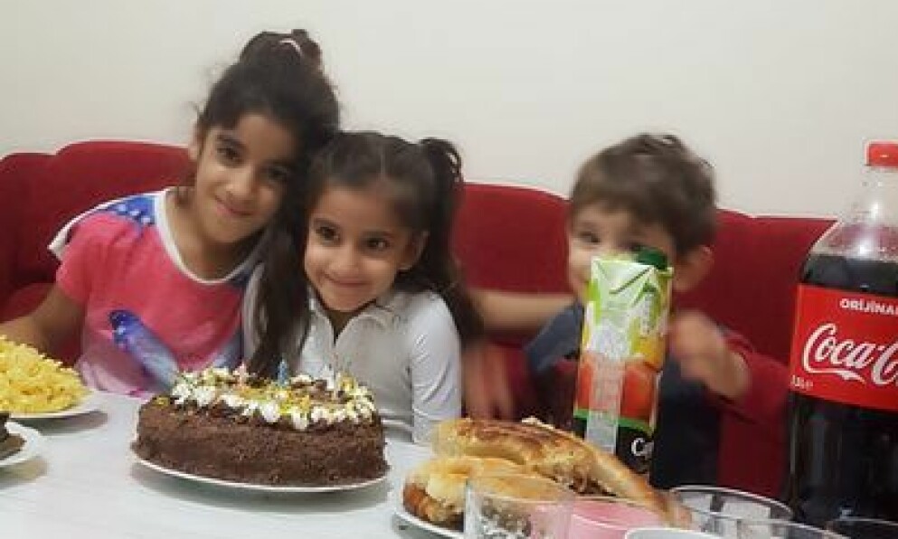 Havvanur, 9 (t.v) och Levent Cenik, 3 (t.h). <span class=" bold" data-lab-bold_desktop="bold">FOTO</span>: <span class=" italic" data-lab-italic_desktop="italic">privat</span>