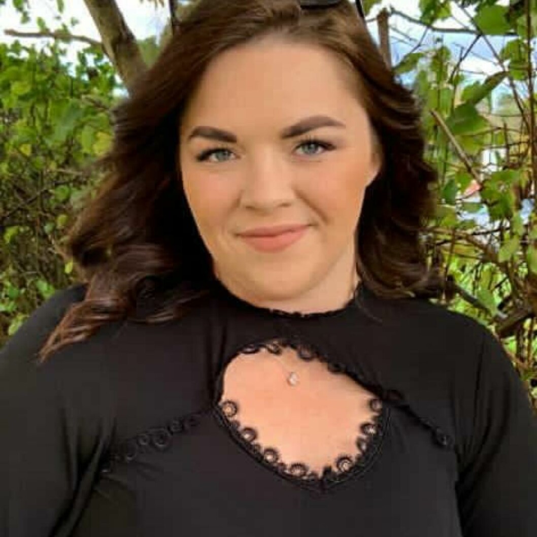 "Inte ens min läkare trodde jag var gravid. Jag tog ett graviditetstest och det kom tillbaka negativt. Jag hade ingen mens, men det hade jag inte haft på länge eftersom mitt preventivmedel förhindrar det", säger 25-åringen till The Mirror.