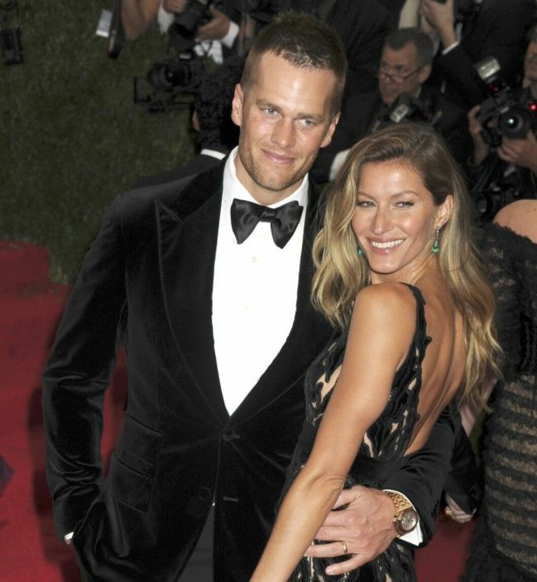 Gisele Bündchen har hyllat sin och maken Tom Bradys kärlek. Gisele Bundchen har hyllat sin och maken Tom Bradys kärlek.