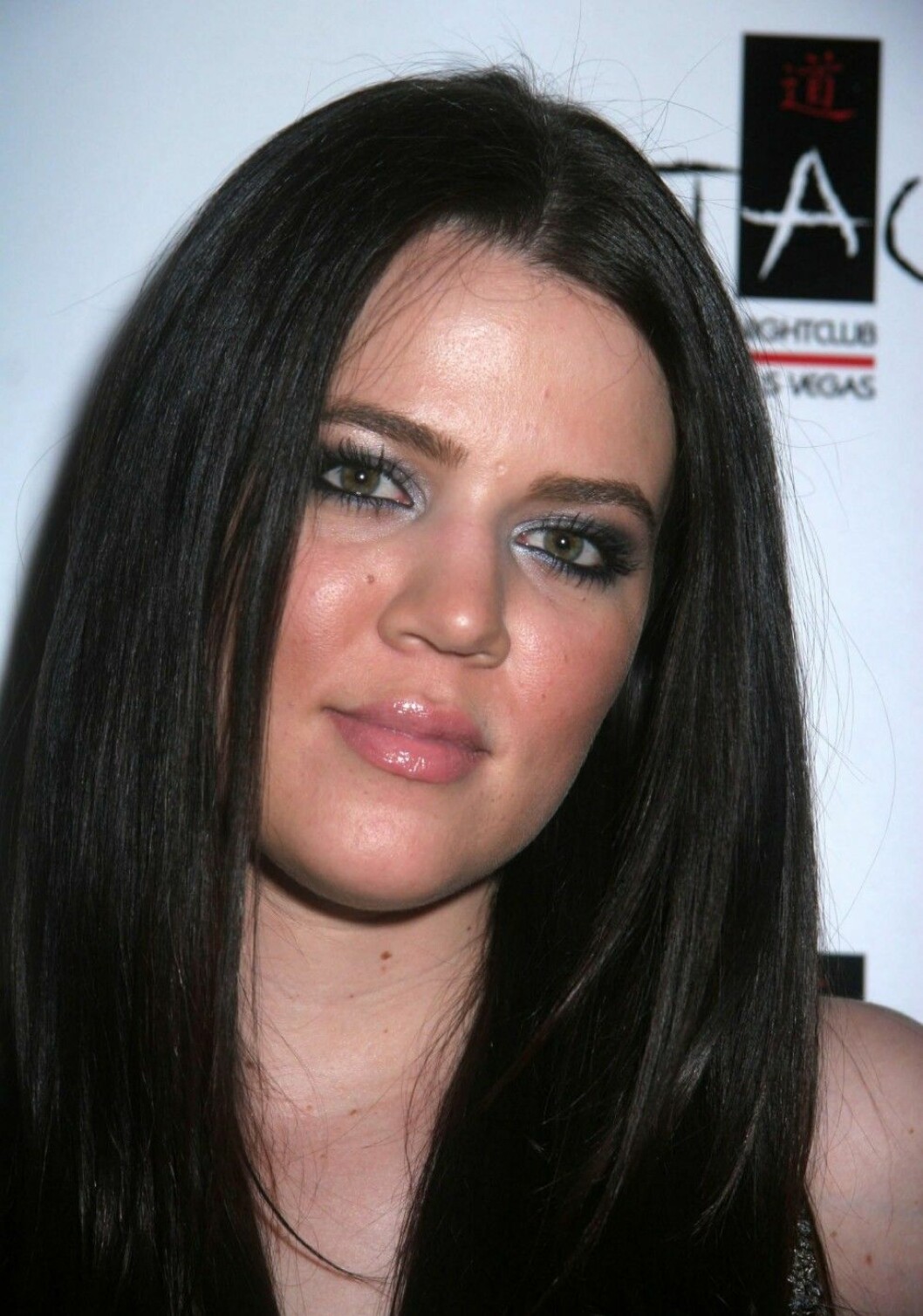 Foto: All Over Press Khloe Kardashian Kim Kardashian hosts The First Princess Party at TAO inside the Venetian Hotel and Casino Las Vegas, Nevada - 06.04.07 Featuring: Khloe Kardashian Where: Las Vegas, Nevada, United States When: 06 Apr 2007 Credit: Chris Connor / WENN