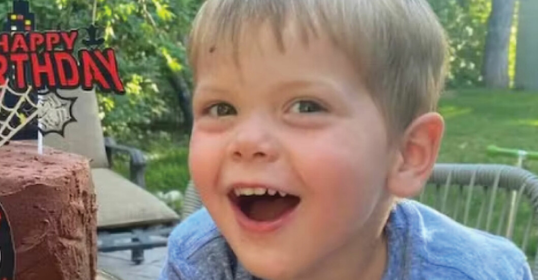 Walter, 3, fastnade i familjebåtens propeller – dog tragiskt