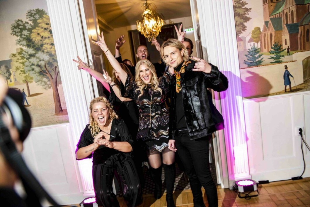 Oscar Enestad och flickvännen Cecilia Dahlbom. <em><strong>FOTO: IBL</strong></em> Oscar Enestad, 21, och flickvännen Cecilia Dahlbom ser väldigt glada ut