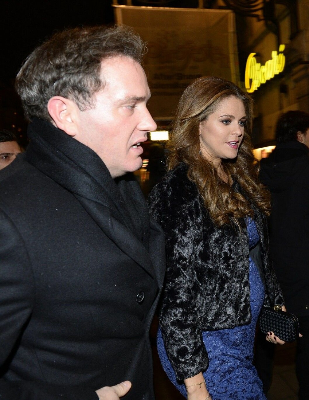 Attendance at a performance to commemorate H.M. The Queen's 70 birthday, the Oscar Theatre, Stockholm, 2013-12-19