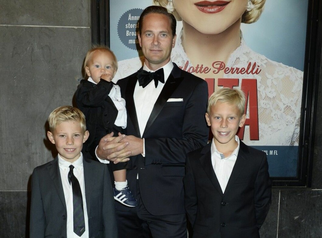 Charlottes älskade familj: blivande maken Anders och sönerna Adrian, Alessio och Angelo. Foto: IBL Charlottes älskade familj: blivande maken Anders och sönerna Adrian, Alessio och Angelo. Foto: IBL