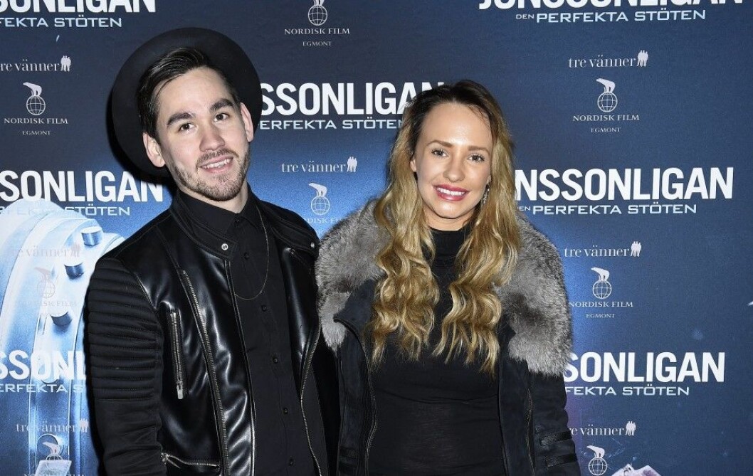 Paow och Jamalde tillsammans på premiär. Foto: IBL Paow och Jamalde tillsammans på premiär. Foto: IBL