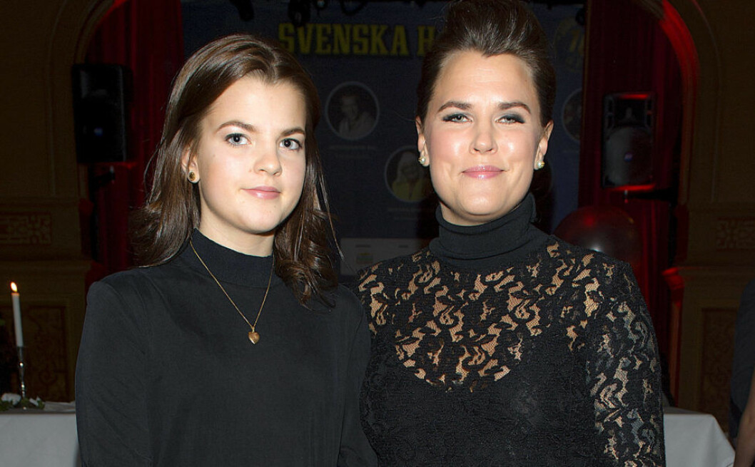 Mia Skäringer med dottern Heli, som sov mer än sin storebror Alfred som bebis.