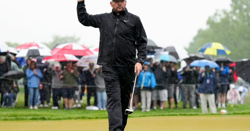 46-årige golftränaren Michael Block gör succé på PGA-mästerskapen. 46-årige tränaren charmar alla – kan vinna miljoner