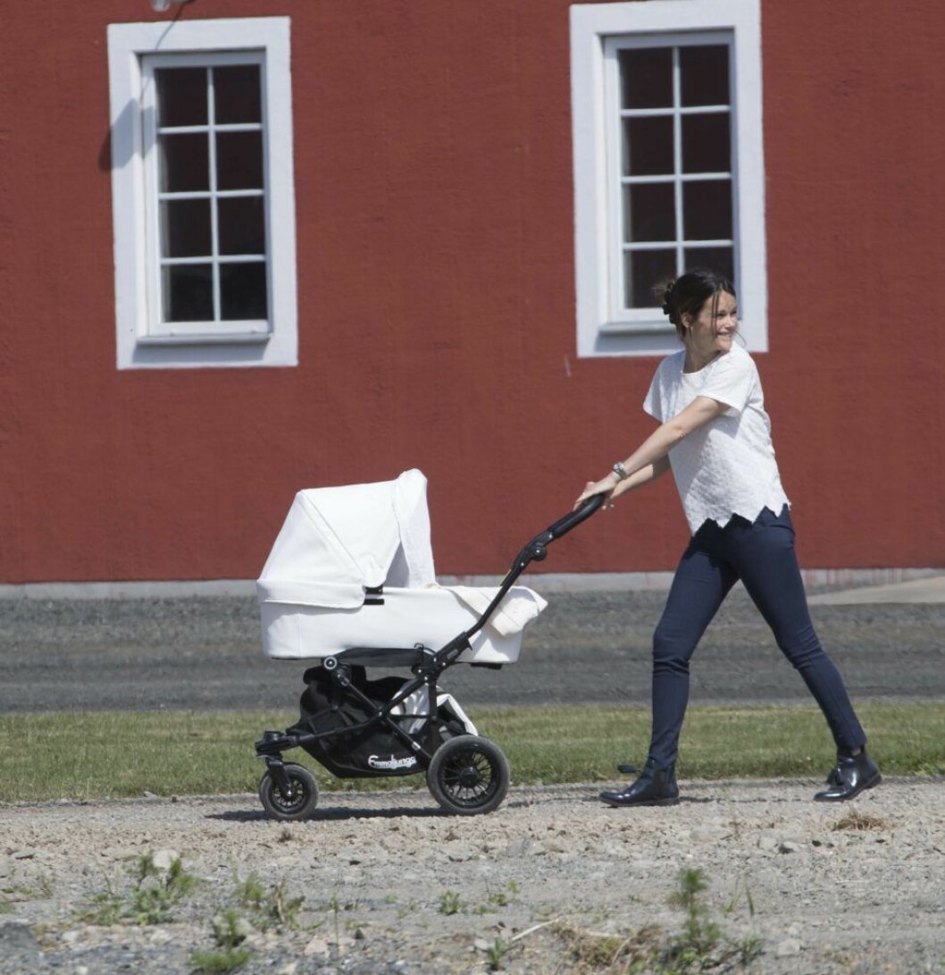 Det ser inte ut som Sofia gjort annat än rullat vagn. Det ser inte ut som Sofia gjort annat än rullat vagn.