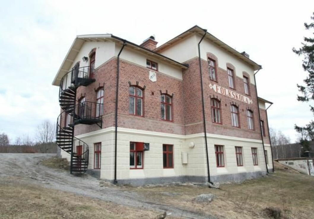 Via: <a href="http://www.maklarhuset-ornskoldsvik.se/arnas-prastbord-151-prastbordet-105-arnasvall-0" target="_blank">Mäklarhuset</a> 4AGRBQ1E5L31TSUJ