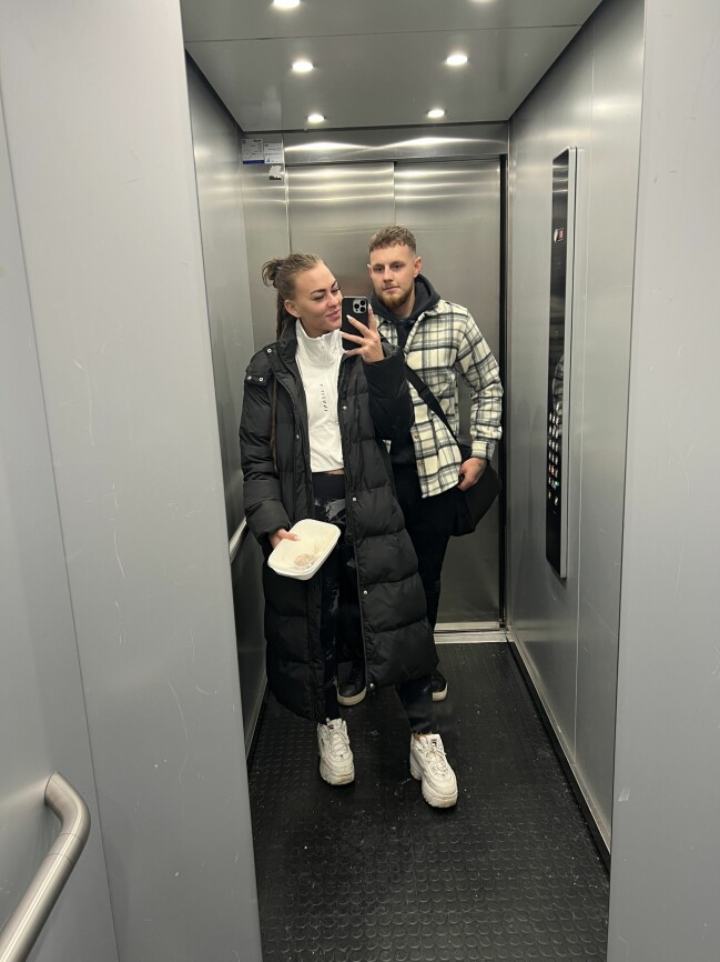 Sandra Öder och pojkvännen Linus. Farmen-Sandras pojkvän Linus