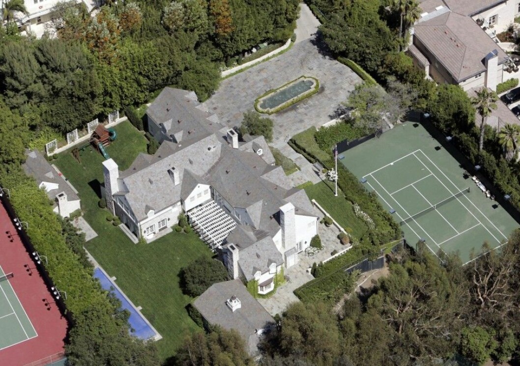Tom köpte lyxvillan 2007 för 280 miljoner kronor. Foto: All Over Press. Tom Cruise and Katie Holmes new house