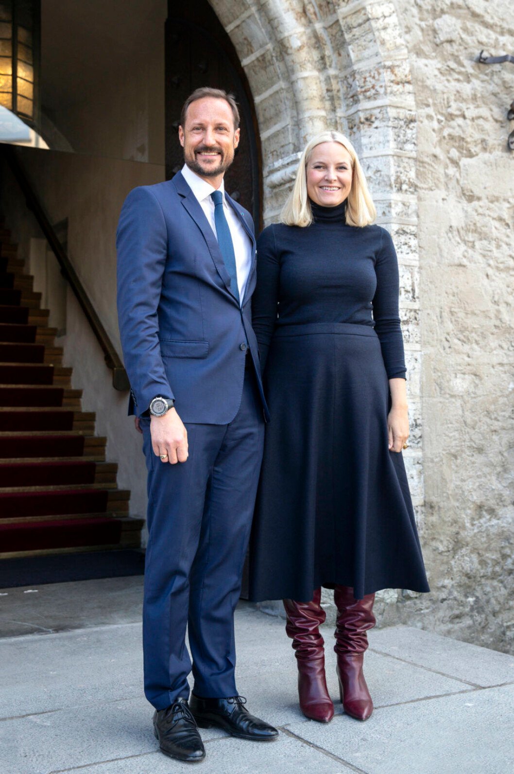 Mette-Marit har fått ett stort stöd av Haakon. Mette-Marit och Haakon