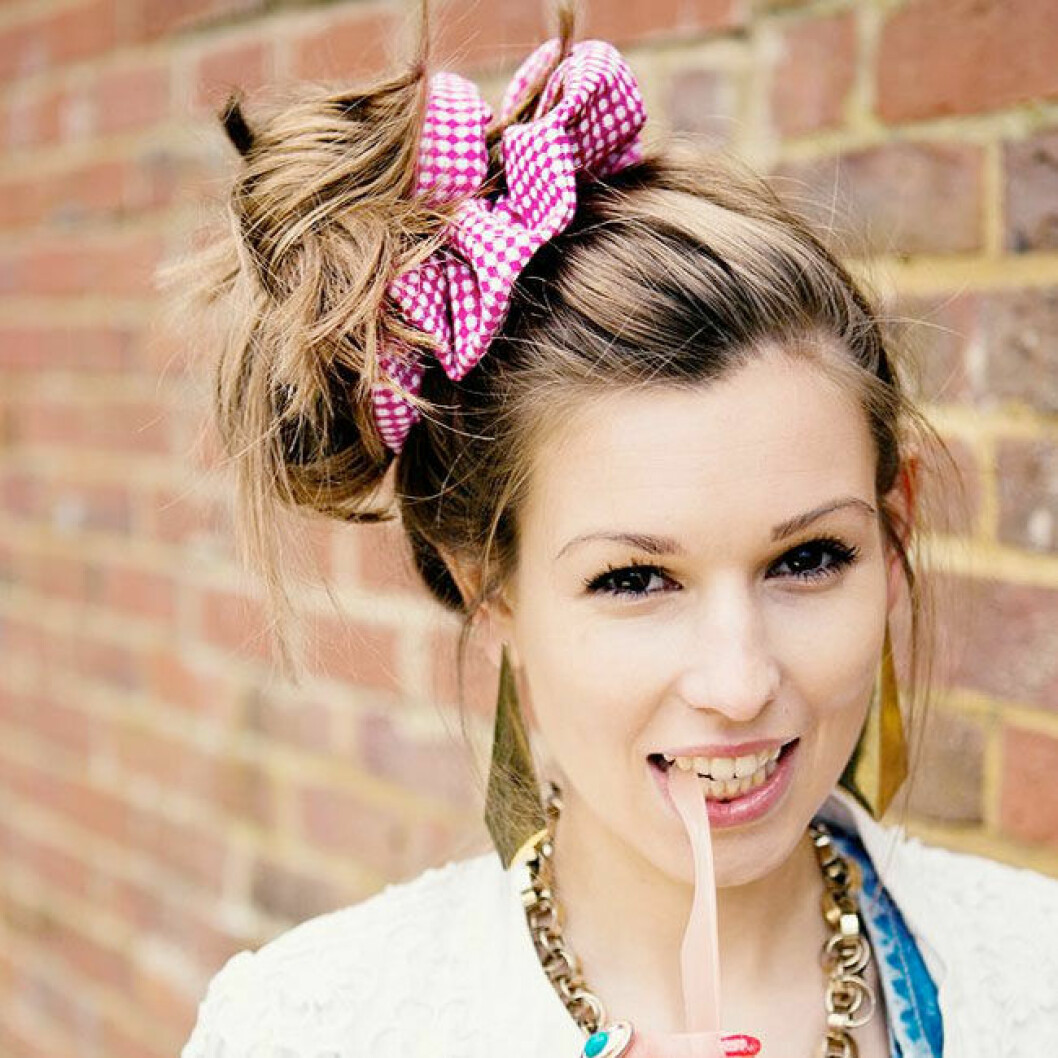 Foto: <a href="http://www.babble.com/beauty/90s-hair-styles-cuts-colors-updos-accessories/">Babble</a> 90s-hair-styles-11