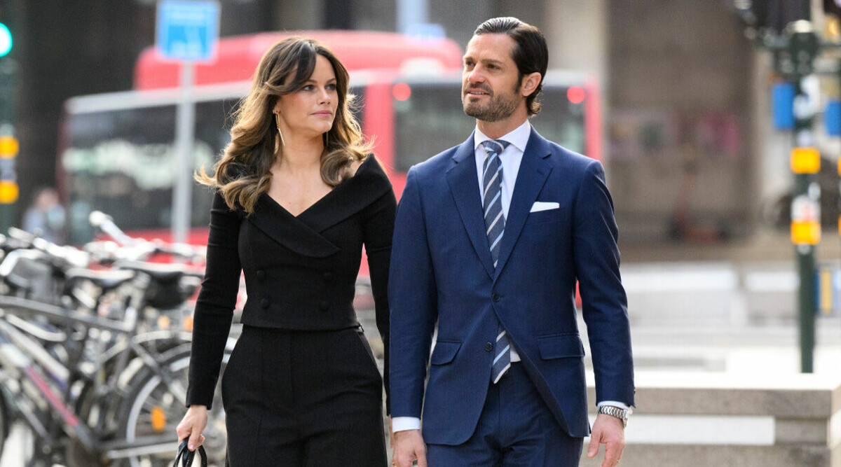 Hemliga affären avslöjad – efter allt tisslande: ”Saker på gång”