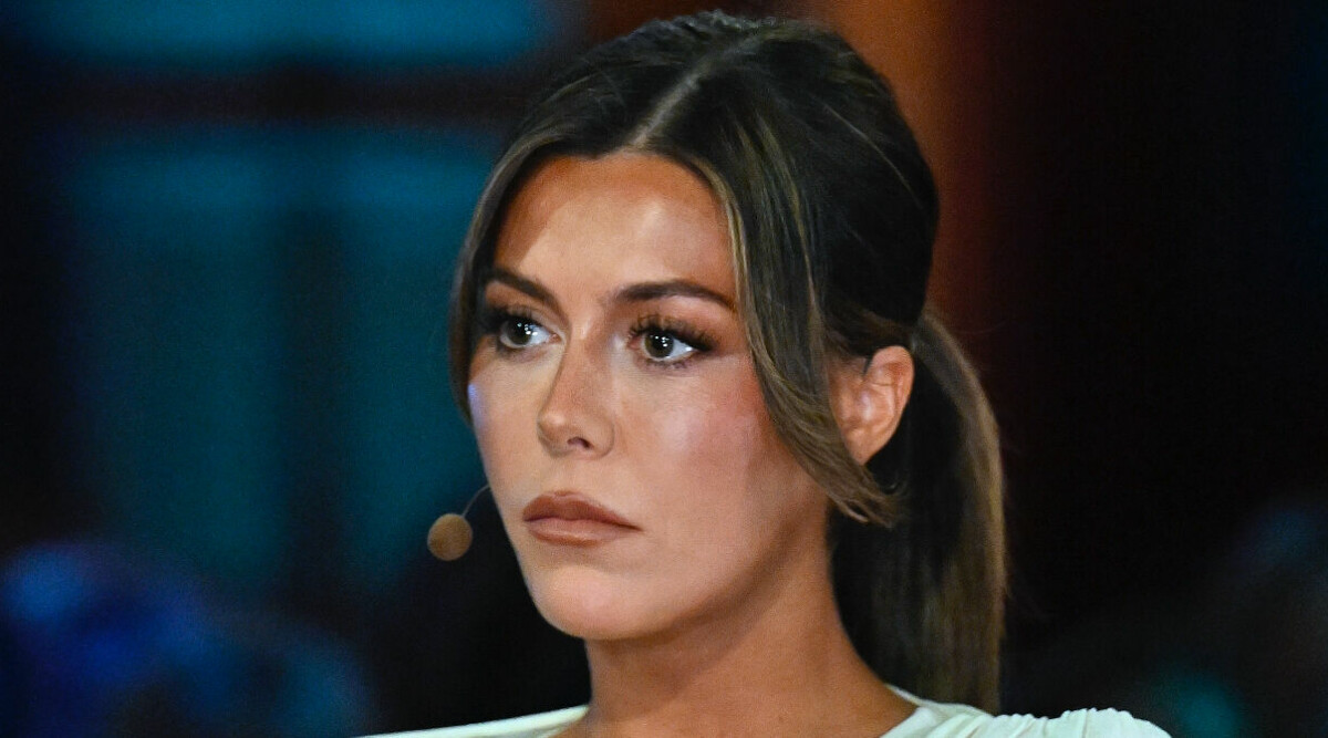 Bianca Ingrossos stalkers egna ord – är inte sjuk!