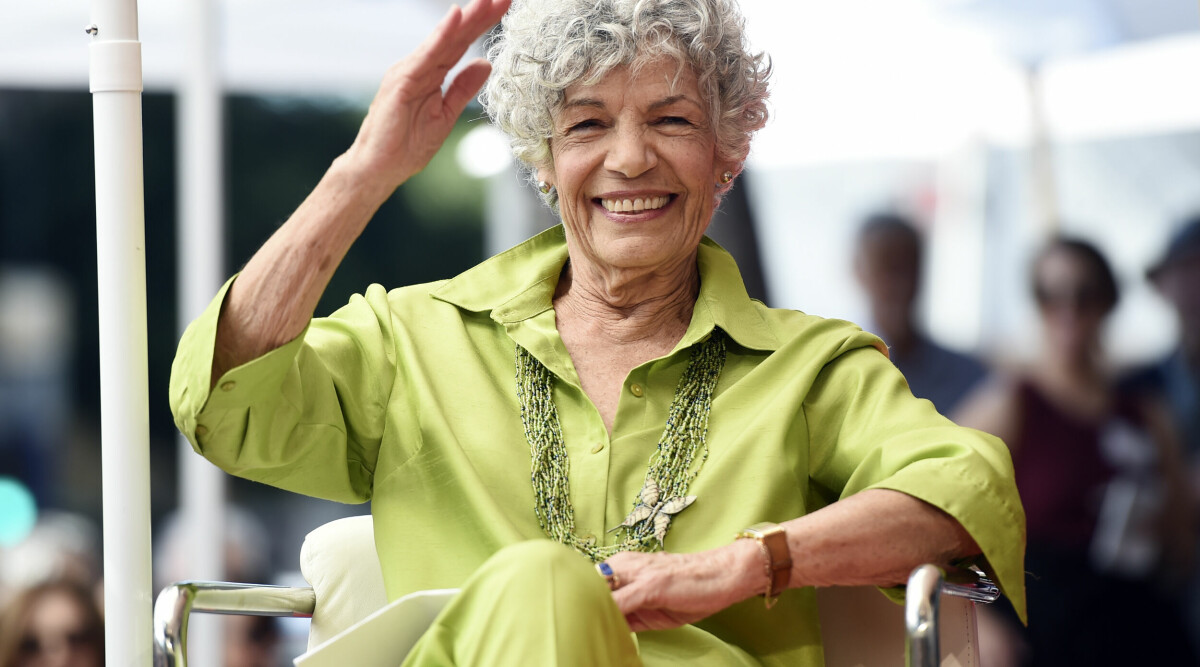 Folkkära tv-profilen död – kollegornas sorg