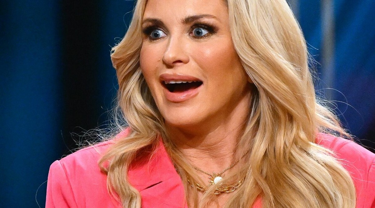 Profilen: Jag och Gynning hånglade på kändisfesten • Carolina dementerar: ”Hon kanske drömde"