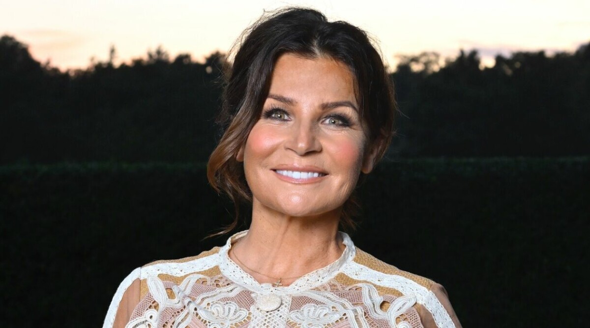 Carola visar upp bebisen – firar med sonen Amadeus! ”Finns det inga andra namn?”