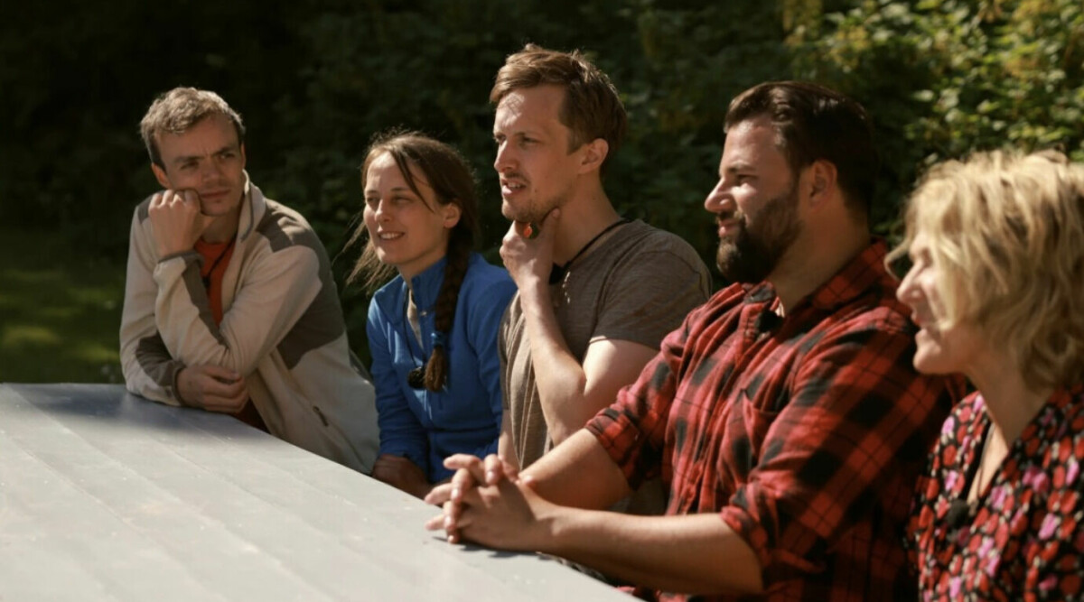 Här bryter kända Farmen-deltagaren ihop under inspelningen – svåra tiden: ”Okontrollerbart”