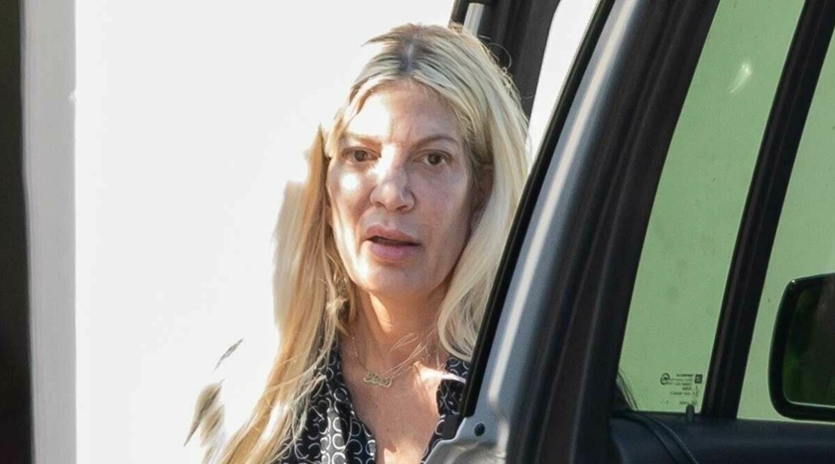 Tori Spelling sängbunden – 52-åringen svårt sjuk sedan en månad