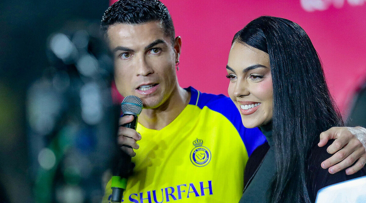 Ronaldo och flickvännen Georgina bryter mot lagen: Bor ihop som ogifta