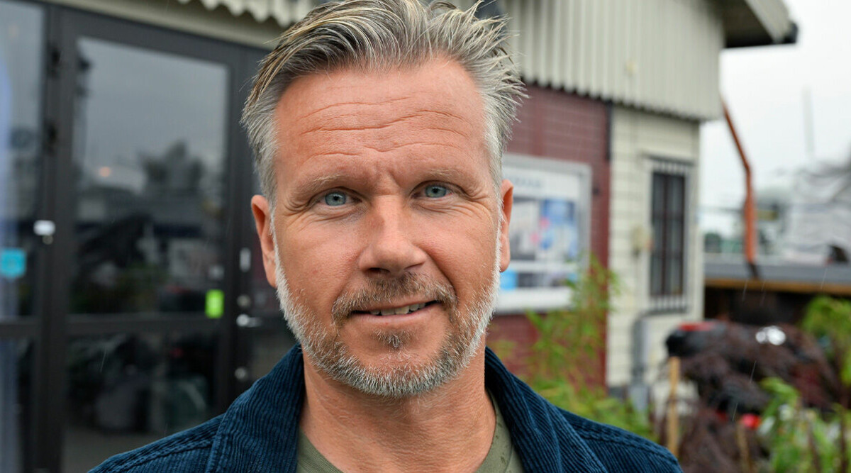 Lars "Lasseman" Larsson visar upp lyxköpet – här är hans Porsche