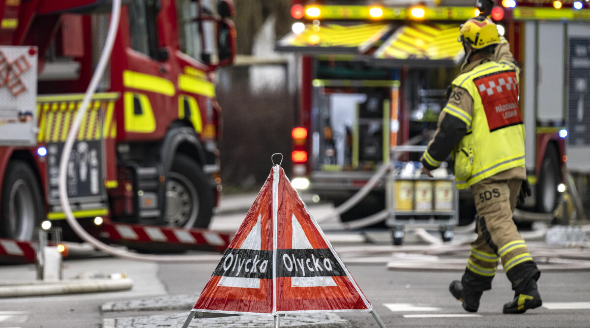 VMA-larm utfärdat efter kraftig brand på Öland – boende evakuerade