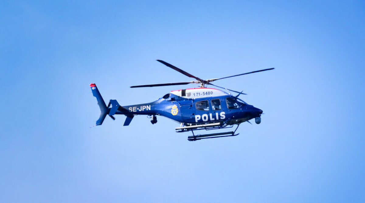 2-årig pojke hittad efter stor sökinsats med helikopter