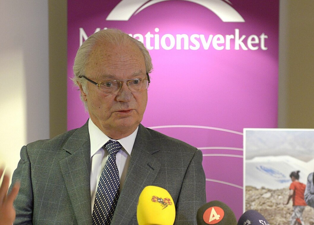 “Det här är svåra frågor”, sa kungen på Migrationesverket. Foto: IBL "Det här är svåra frågor", sa kungen på Migrationesverket. Foto: IBL