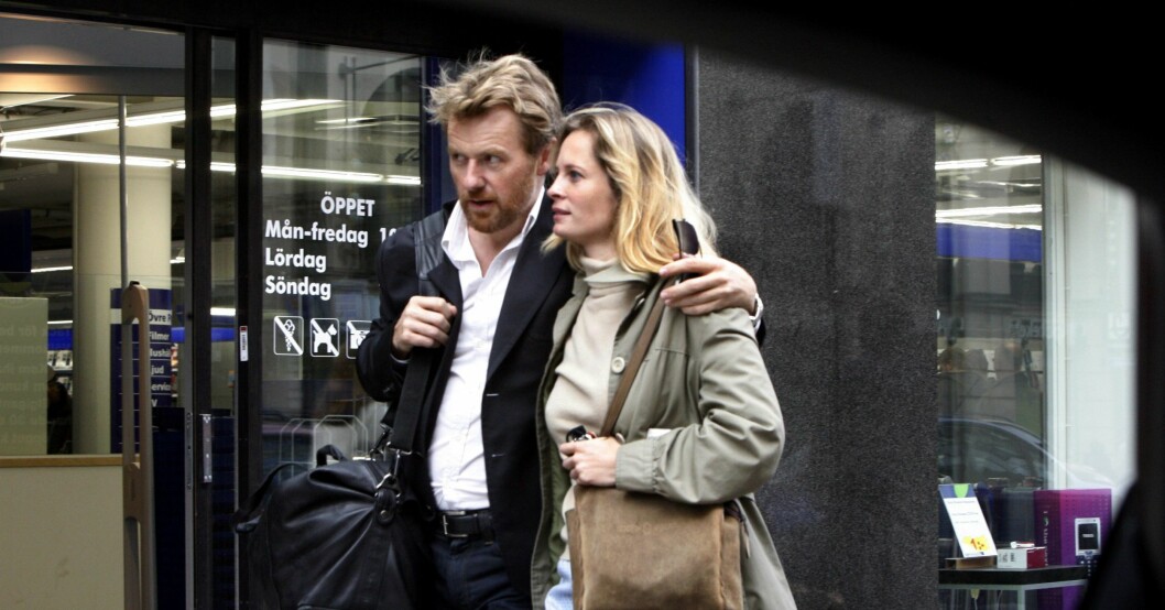 Fredrik Skavlan och Marie Bonnevie flyttar till Sverige permanent