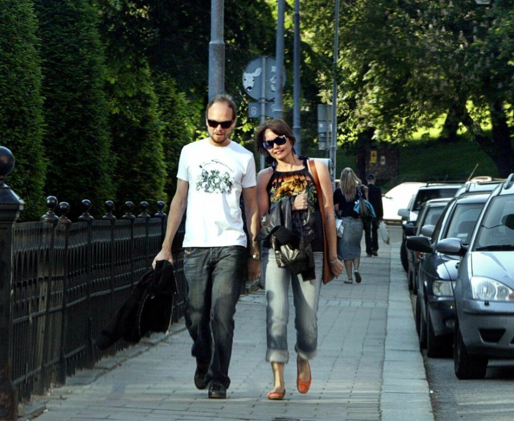 Kristian Luuk och Carina Berg smög länge med sin kärlek. De träffades 2005.