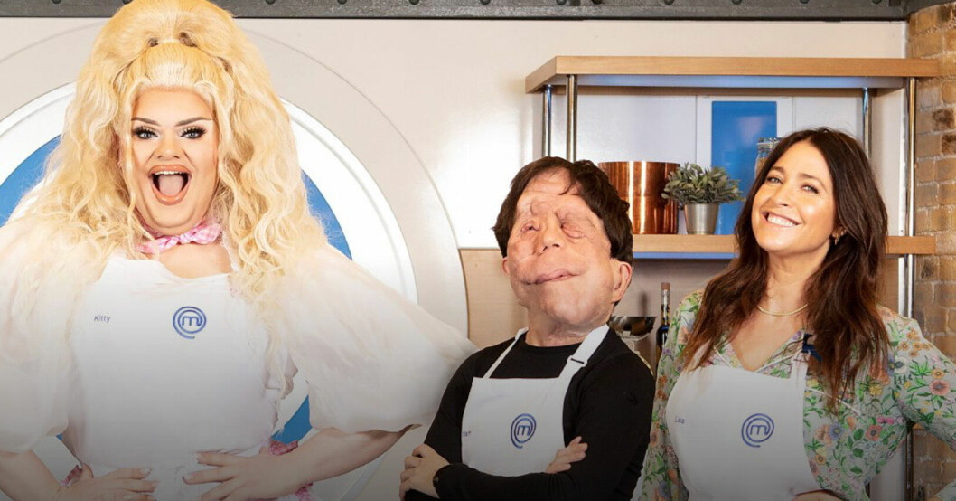 Adam Pearson och två av de medtävlande i Celebrity Masterchef. Adam och medtävlande i Celebrity Masterchef.