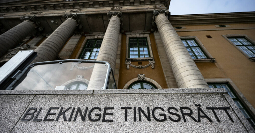 Åklagaren yrkar på två års fängelse för en mamma i Blekinge som åtalats för grov misshandel mot sin treåriga dotter. Arkivbild. Kräver fängelse för filmad barnmisshandel