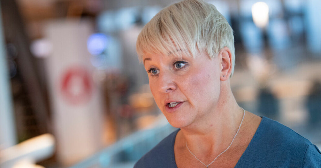 Äldre- och socialförsäkringsminister Anna Tenje. Arkivbild. Anhöriga till sjuka ska få bättre stöd