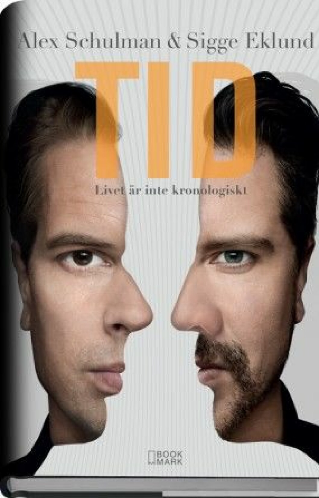 “Tid: Livet är inte kronologiskt” släpps 17 september. Foto: Bookmark Förlag "Tid: Livet är inte kronologiskt" släpps 17 september. Foto: Bookmark Förlag