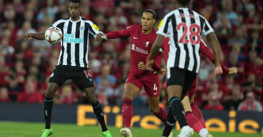 Alexander Isaks Newcastle och dess ägare ifrågasätts på nytt. Arkivbild. Newcastles saudiska ägare ifrågasätts på nytt