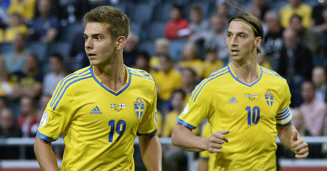 Alexander Kacaniklic och Zlatan Ibrahimovic i EM-kvalmatchen mot Färöarna 2013. Alexander Kacaniklic och Zlatan Inrahimovic.