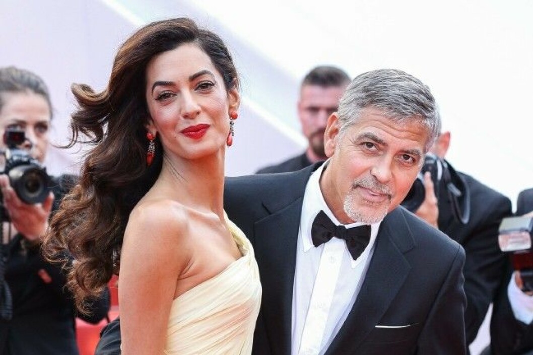 George Clooney och Amal Clooney kan nog räkna med ett besök från vännerna. George Clooney and Amal Clooney attend 'Money Monster' premiere during The 69th Annual Cannes Film Festival. Pictured: George Clooney and Amal Clooney Ref: SPL1282087 130516 Picture by: Splash News Splash News and Pictures Los Angeles:310-821-2666 New York: 212-619-2666 London: 870-934-2666 photodesk@splashnews.com *** Local Caption *** 8.18967419