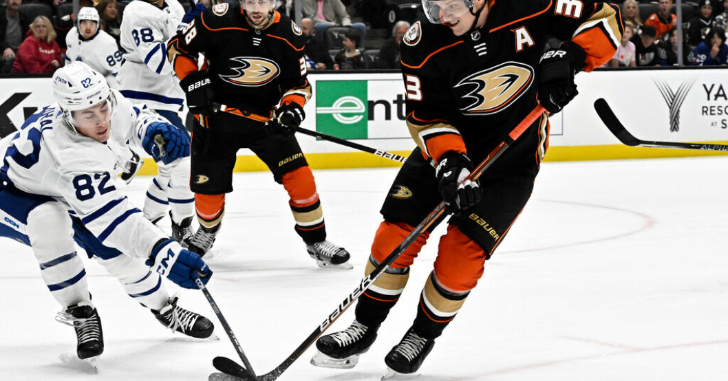 Anaheims Jakob Silfverberg är klar för VM-spel. Arkivbild. NHL-svenskar till VM – men stjärnan är för dyr